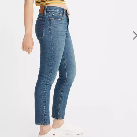 Levi’s Wedgie Icon Fit Ankle Women’s Straight Leg Jeans Size 27 - Picture 2 of 16